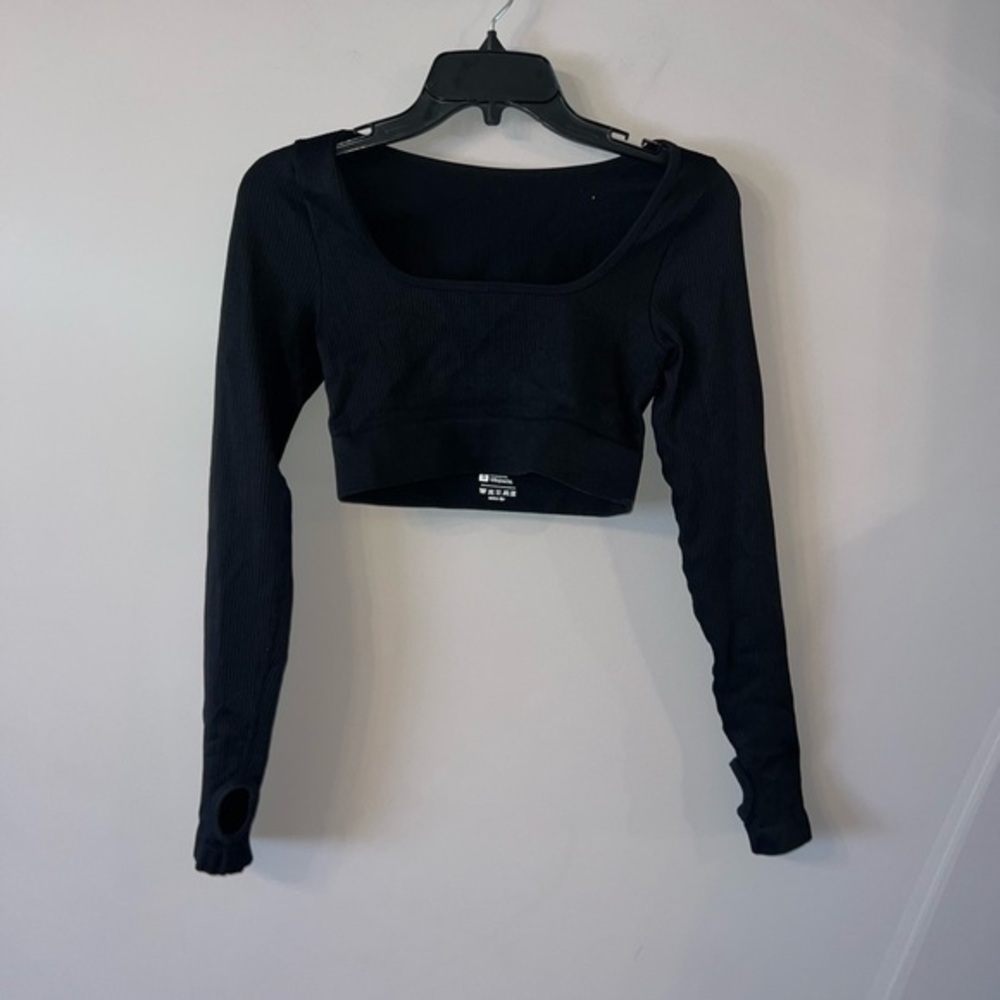 Black Long Sleeve Crop Top Long Sleeve Black Ribbed Crop top workout top Small